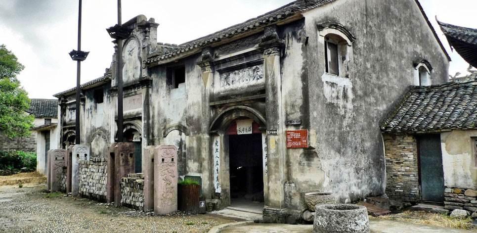 受邀出席